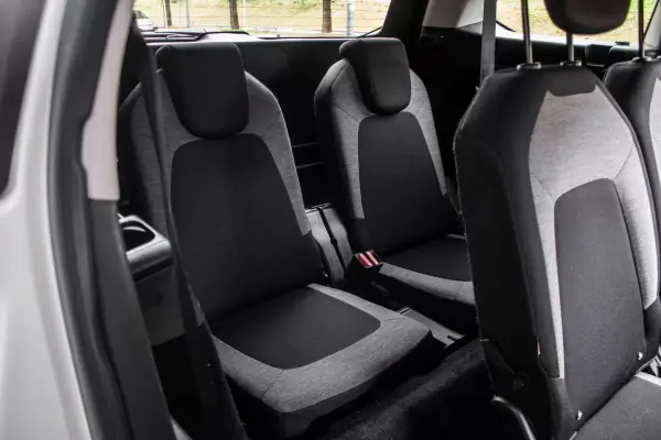 Citroën Grand C4 Spacetourer 2019 - 10750 EUR, 230819 km - AUTO.MOTO.pt - 230819km - foto 28 de 38