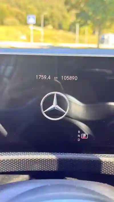 Mercedes-Benz A 180 Limousine 2020 - 23500 EUR, 105000 km - 105000km - foto 8 de 8