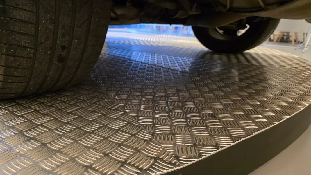 BMW X5 2008 - 14900 EUR, 273516 km - AUTO.MOTO.pt - 273516km - foto 30 de 51