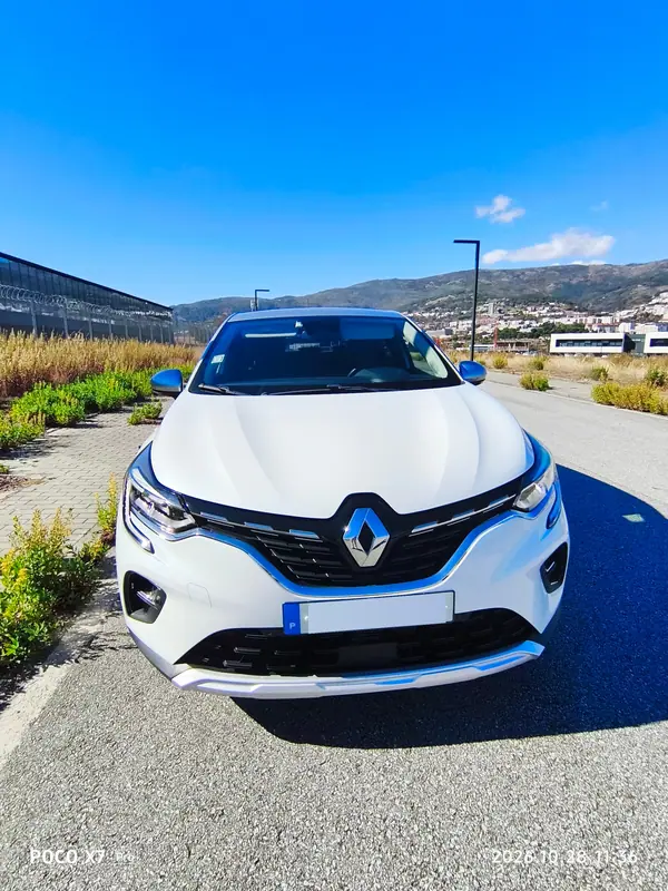 Renault Captur 2021 — foto 3 de 15