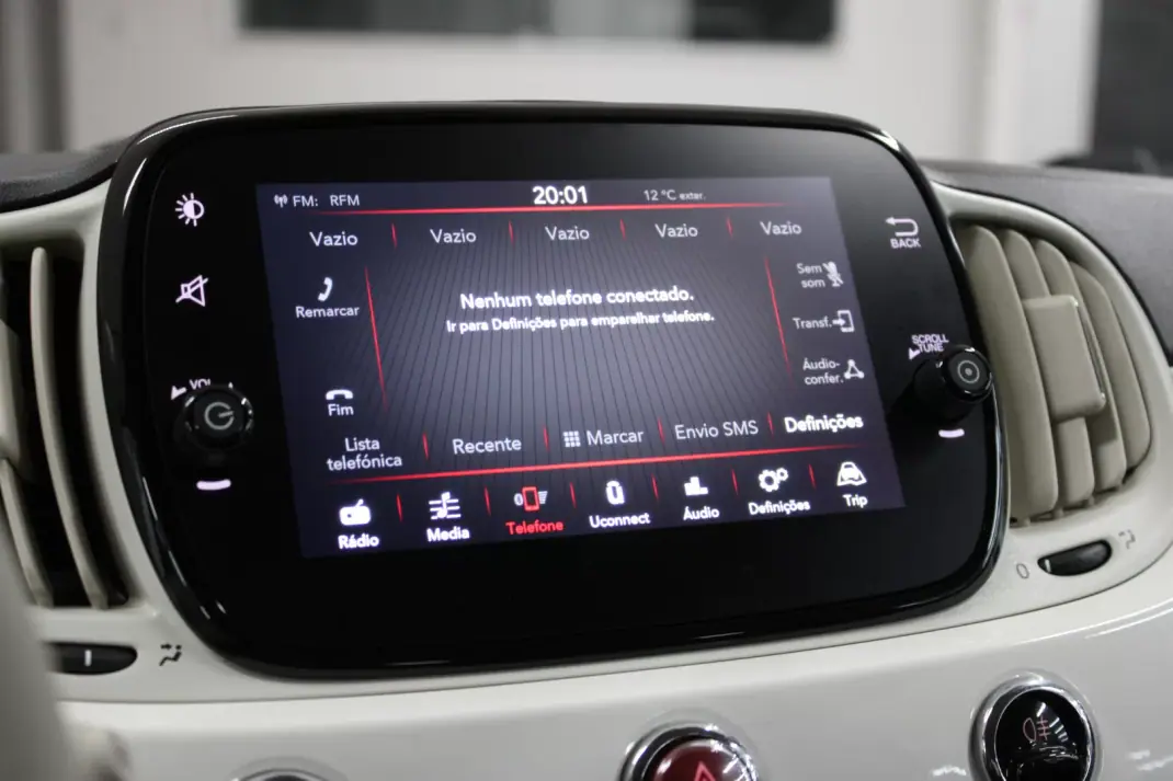 Fiat 500 2023 - 12900 EUR, 32374 km - AUTO.MOTO.pt - 32374km - foto 17 de 23