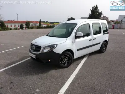 Mercedes-Benz Citan 109 1.5 CDi C/IVA 2019 - 16850 EUR, 118000 km - AUTO.MOTO.pt - 118000km - foto 26 de 31