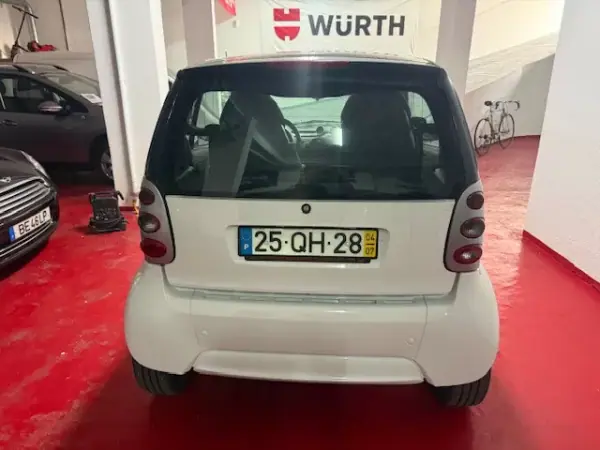 Smart Fortwo Cabrio 2004 - 4250 EUR, 122000 km - AUTO.MOTO.pt - 122000km - foto 6 de 29