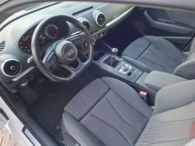 Audi A3 Sportback 2019 - 18500 EUR, 98000 km - 98000km - foto 22 de 28