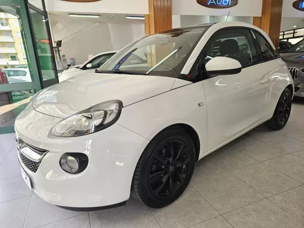 Opel Adam 2015 - 9900 EUR, 39200 km - AUTO.MOTO.pt - 39200km - foto 3 de 13