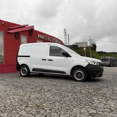 Renault EXPRESS 1.5 DCI 95 COMFORT BLUE VAN 2022 - 11500 EUR, 171000 km - AUTO.MOTO.pt - 171000km - foto 13 de 14