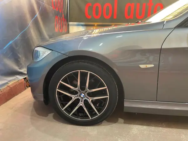 BMW 316 2009 - 9500 EUR, 111000 km - AUTO.MOTO.pt - 111000km - foto 18 de 47