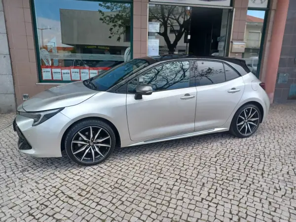 Toyota Corolla 2024 - 38890 EUR, 25995 km - AUTO.MOTO.pt - 25995km - foto 4 de 34