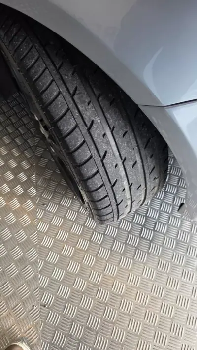 SEAT Leon 2011 - 8900 EUR, 188295 km - AUTO.MOTO.pt - 188295km - foto 35 de 52