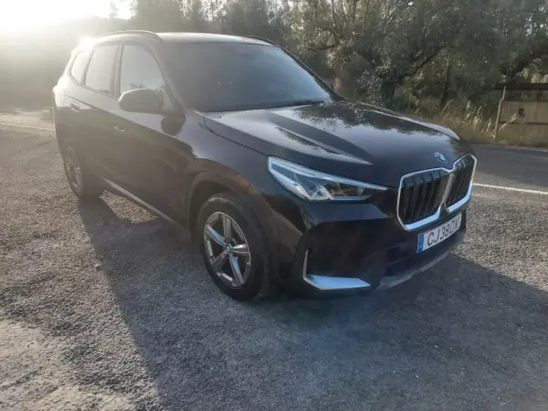 BMW X1 2023 - 36900 EUR, 70900 km - AUTO.MOTO.pt - 70900km - foto 3 de 17