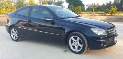 Mercedes-Benz CLC 200 2010 - 10990 EUR, 259000 km - AUTO.MOTO.pt - 259000km - foto 3 de 46