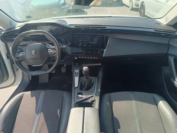 Peugeot 308 2022 - 18500 EUR, 156801 km - AUTO.MOTO.pt - 156801km - foto 26 de 32