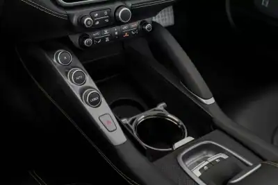 Ferrari GTC4 Lusso 2017 - 260000 EUR, 44017 km - AUTO.MOTO.pt - 44017km - foto 10 de 22
