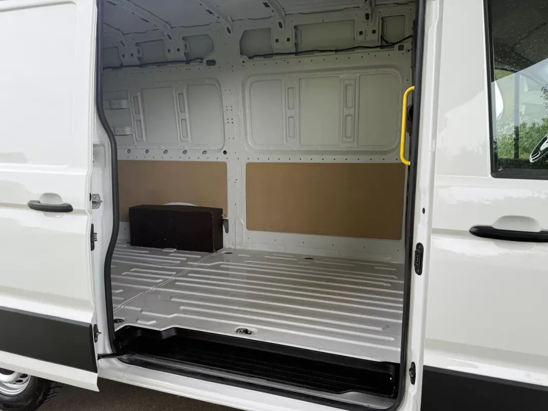 VW 2022 - 21949 EUR, 150000 km - AUTO.MOTO.pt - 150000km - foto 15 de 33