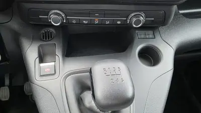 Citroën Berlingo 2022 - 14450 EUR, 77000 km - AUTO.MOTO.pt - 77000km - foto 19 de 24