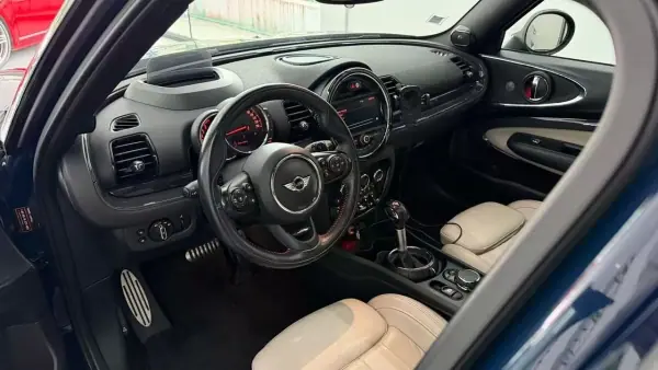 MINI Clubman 2016 - 18000 EUR, 196000 km - AUTO.MOTO.pt - 196000km - foto 14 de 27