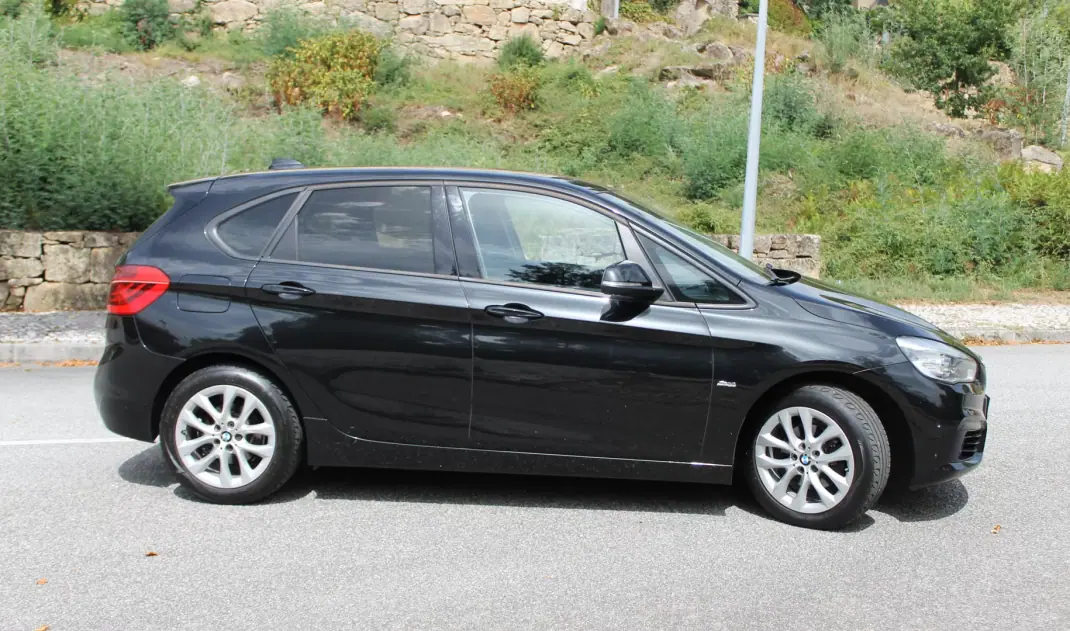 BMW 216 Active Tourer 2017 - 13900 EUR, 169000 km - 169000km - foto 4 de 35