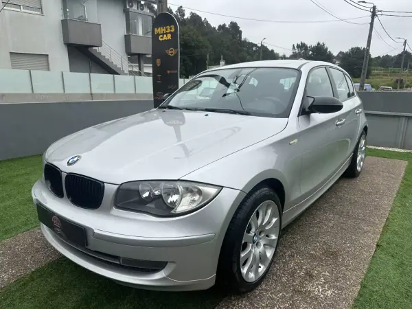 BMW 118 2009 - 7900 EUR, 184000 km - AUTO.MOTO.pt - 184000km - foto 3 de 55