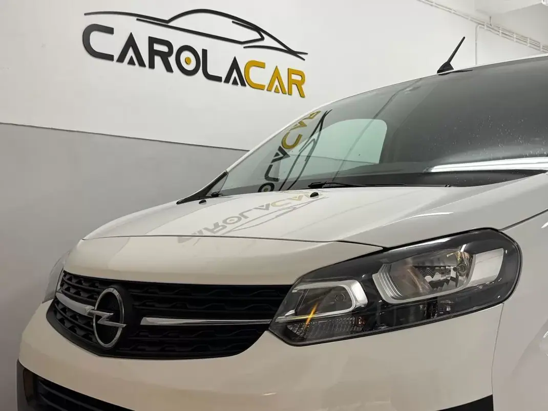 Opel COMBO 2020 - 15500 EUR, 150000 km - AUTO.MOTO.pt - 150000km - foto 2 de 16