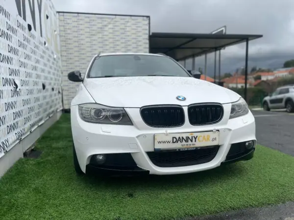 BMW 318 2011 - 14900 EUR, 196000 km - AUTO.MOTO.pt - 196000km - foto 15 de 16