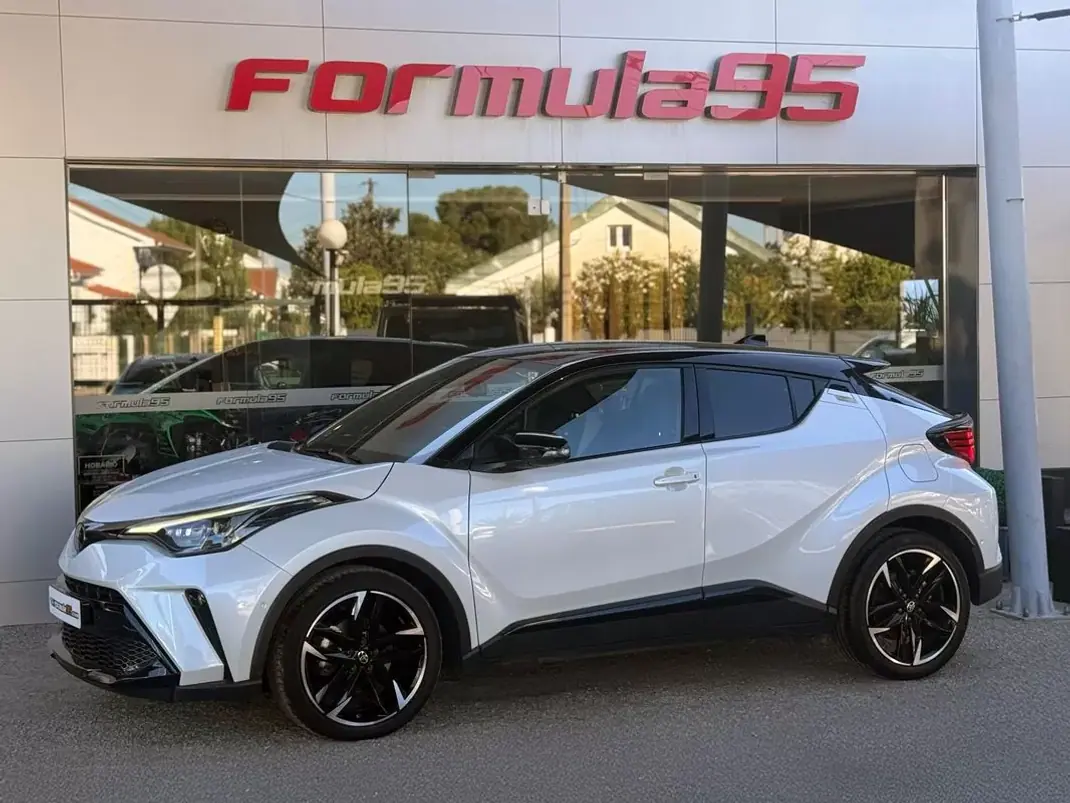 Toyota C-HR 2022 - 30900 EUR, 79989 km - 79989km - foto 18 de 60