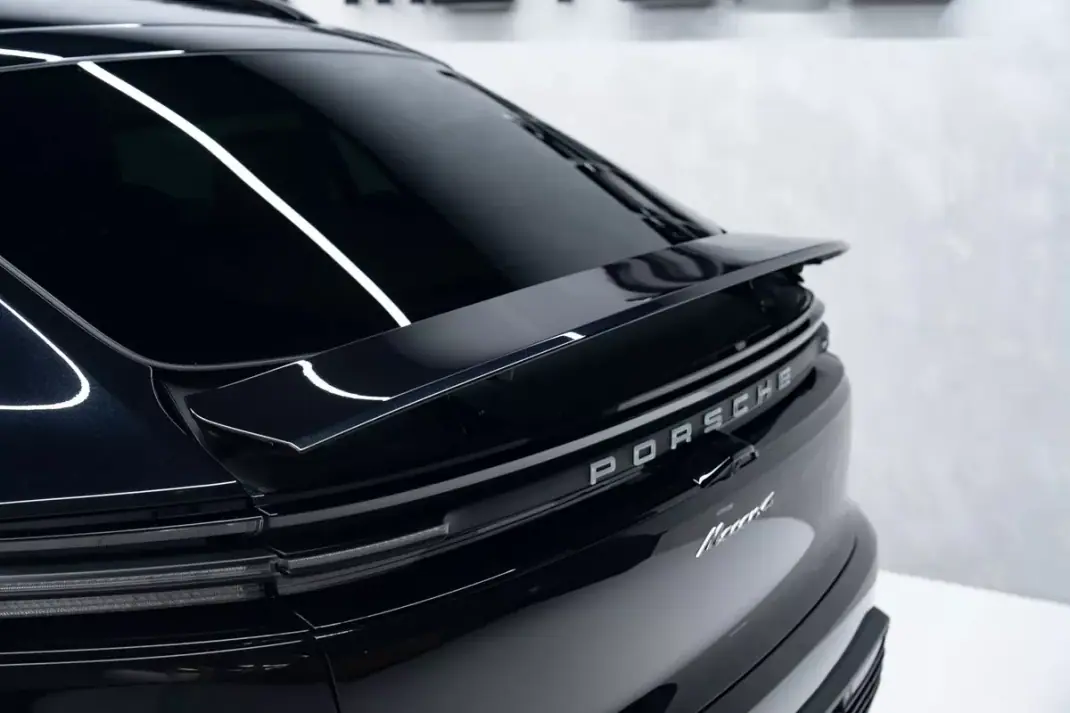 Porsche Macan 2025 - 89950 EUR, 8000 km - AUTO.MOTO.pt - 8000km - foto 12 de 57