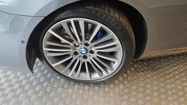 BMW 640 Gran Coupé 2013 - 25900 EUR, 181233 km - AUTO.MOTO.pt - 181233km - foto 30 de 66