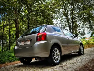 Toyota Corolla 2002 - 11900 EUR, 196000 km - AUTO.MOTO.pt - 196000km - foto 21 de 23