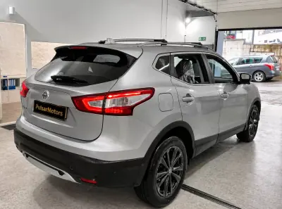 Nissan Qashqai 2014 - 13900 EUR, 179252 km - AUTO.MOTO.pt - 179252km - foto 3 de 10