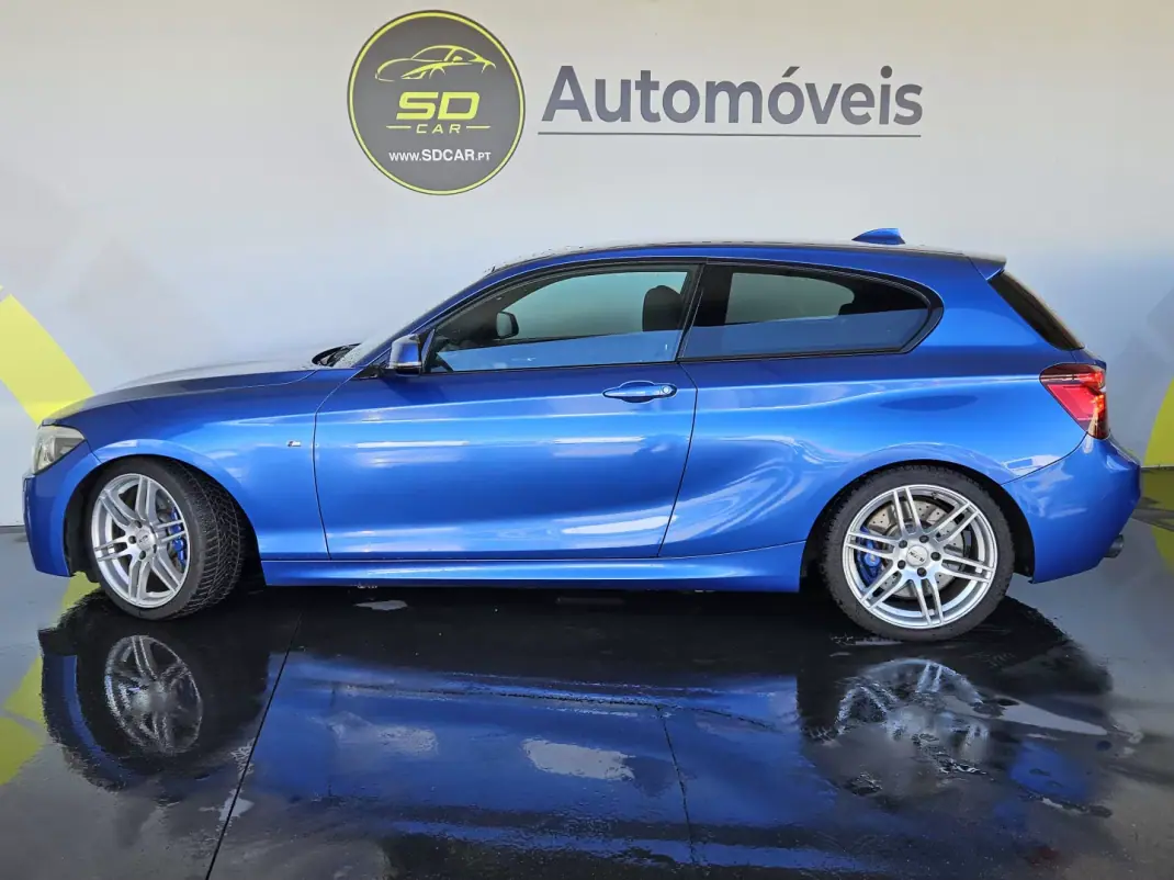 BMW 118 2013 - 10750 EUR, 199000 km - 199000km - foto 2 de 9