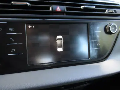 Citroën C4 Picasso 2017 - 12990 EUR, 175000 km - AUTO.MOTO.pt - 175000km - foto 39 de 44