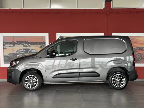 Peugeot PARTNER GIRAFON 2022 - 16990 EUR, 79102 km - AUTO.MOTO.pt - 79102km - foto 6 de 19