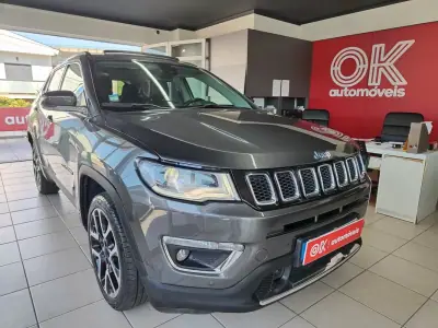 Jeep Compass 2021 - 22500 EUR, 107000 km - AUTO.MOTO.pt - 107000km - foto 1 de 45