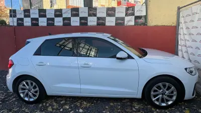 Audi A1 Sportback 2022 - 17400 EUR, 87800 km - AUTO.MOTO.pt - 87800km - foto 8 de 13