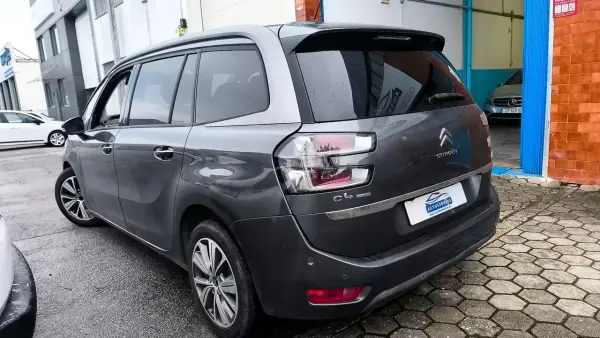 Citroën C4 Picasso 2014 - 11200 EUR, 162000 km - AUTO.MOTO.pt - 162000km - foto 2 de 16