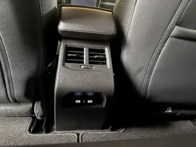 Renault Mégane E-Tech 2023 - 25500 EUR, 58000 km - AUTO.MOTO.pt - 58000km - foto 80 de 121