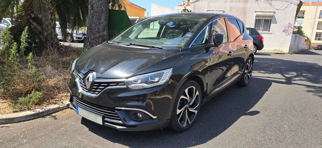 Renault Scénic 2017 - 20000 EUR, 81700 km - 81700km - foto 2 de 8