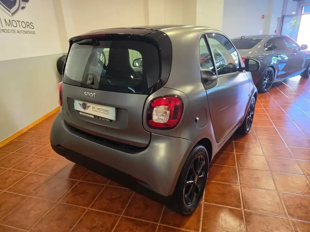 Smart ForTwo Coupé 2018 - 11280 EUR, 51580 km - 51580km - foto 4 de 29