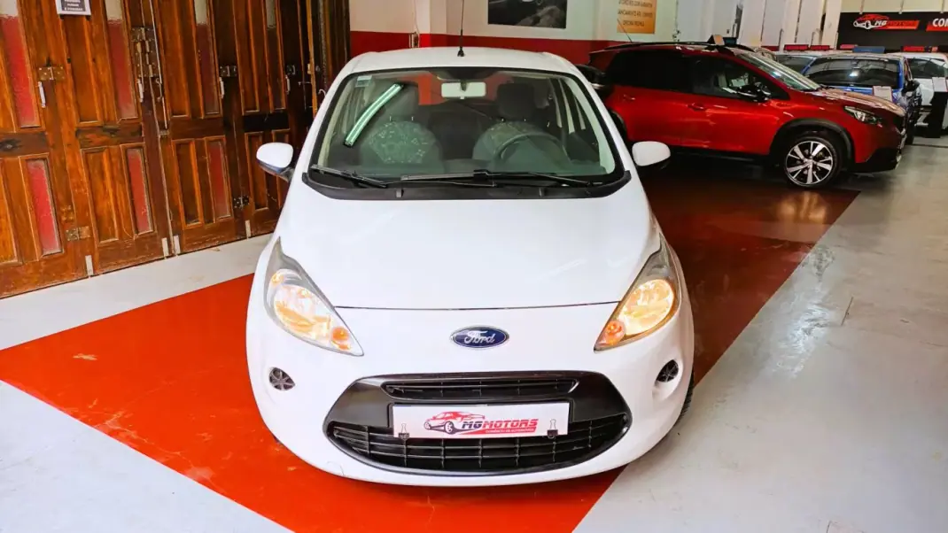 Ford KA 2015 - 7500 EUR, 111953 km - AUTO.MOTO.pt - 111953km - foto 13 de 46