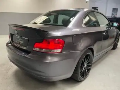 BMW 120 2009 - 11999 EUR, 261000 km - AUTO.MOTO.pt - 261000km - foto 3 de 10