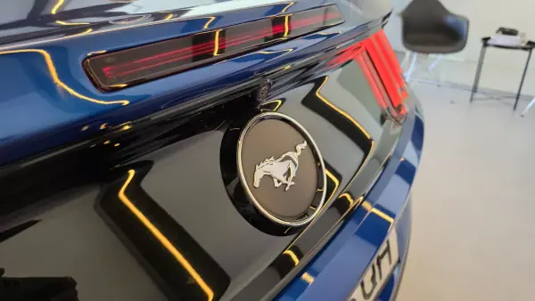 Ford Mustang 2017 - 44900 EUR, 29851 km - AUTO.MOTO.pt - 29851km - foto 23 de 58
