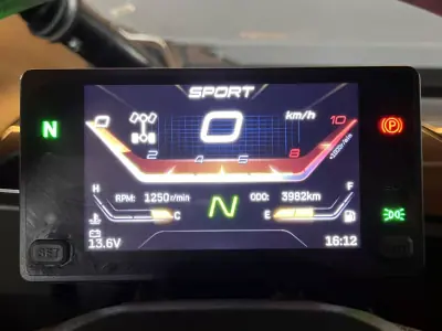 CFMOTO 1000MT-X 2024 — foto 6 de 11