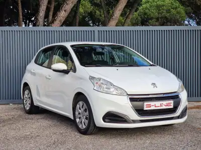 Peugeot 208 Van 1.6 BueHdi 2018 - 9990 EUR, 100238 km - AUTO.MOTO.pt - 100238km - foto 7 de 19