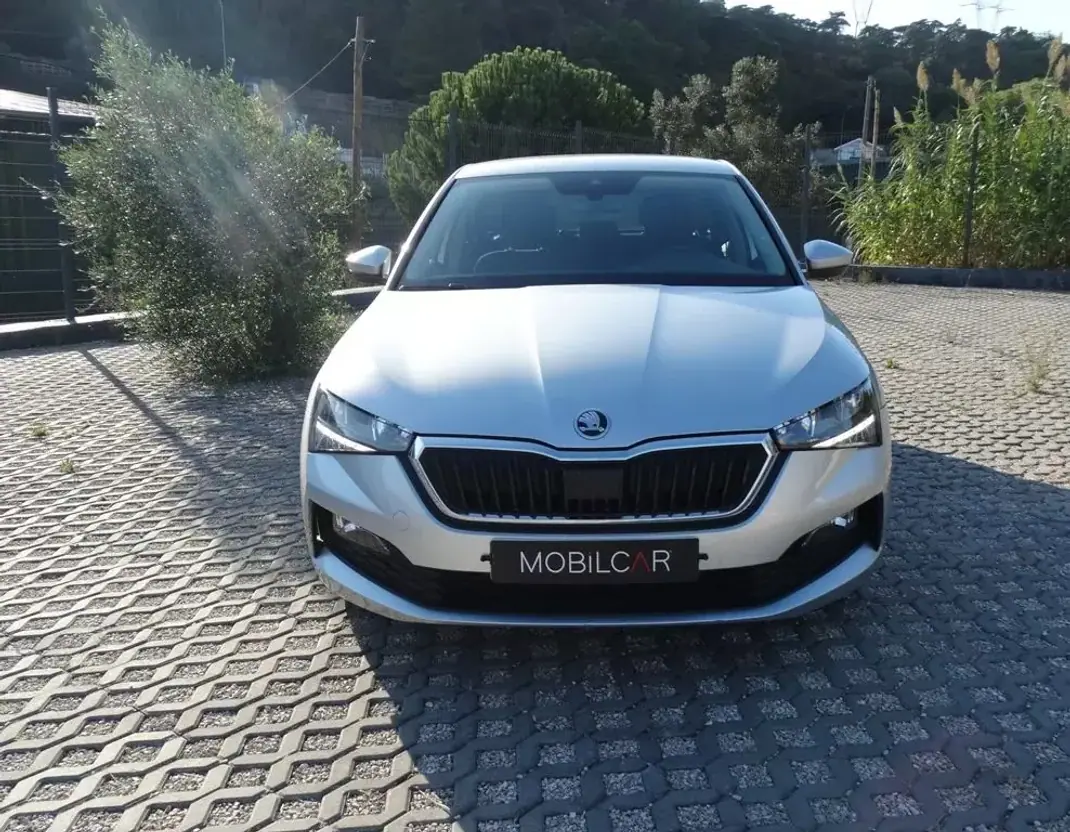 Skoda Scala 2022 - 15800 EUR, 51093 km - 51093km - foto 12 de 25