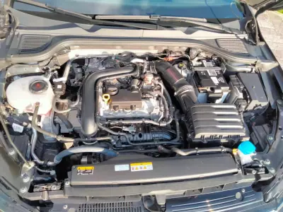 Volkswagen Golf 2021 - 19800 EUR, 44126 km - AUTO.MOTO.pt - 44126km - foto 9 de 13