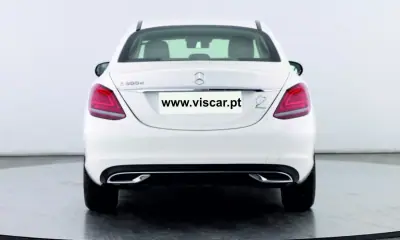 Mercedes-Benz C 300 2019 - 27990 EUR, 120000 km - AUTO.MOTO.pt - 120000km - foto 4 de 16