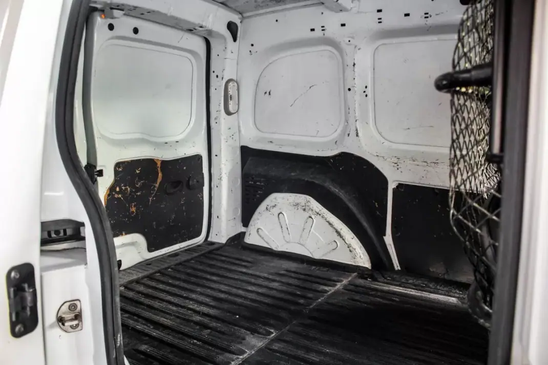 Renault KANGOO EXPRESS 1.5 DCI 115HP ENERGY MAXI BUSINESS 2016 - 5490 EUR, 397806 km - AUTO.MOTO.pt - 397806km - foto 16 de 23