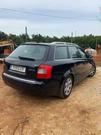 Audi A4 Avant 2003 - 5100 EUR, 366500 km - 366500km - foto 3 de 14
