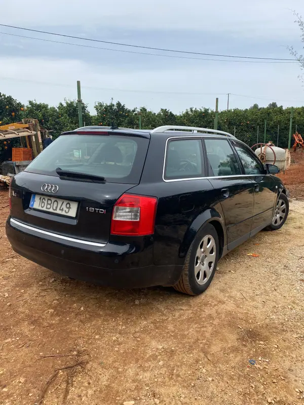Audi A4 Avant 2003 - 5100 EUR, 366500 km - 366500km - foto 3 de 14