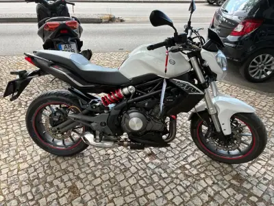 Benelli BN 2016 - 1850 EUR, 35691 km - AUTO.MOTO.pt - 35691km - foto 1 de 11